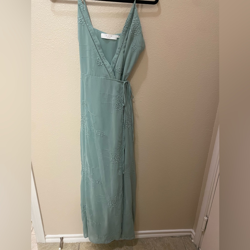 Astr The Label, Wrap Maxi Dress With Floral Stitching, Size Small, Blue/Green